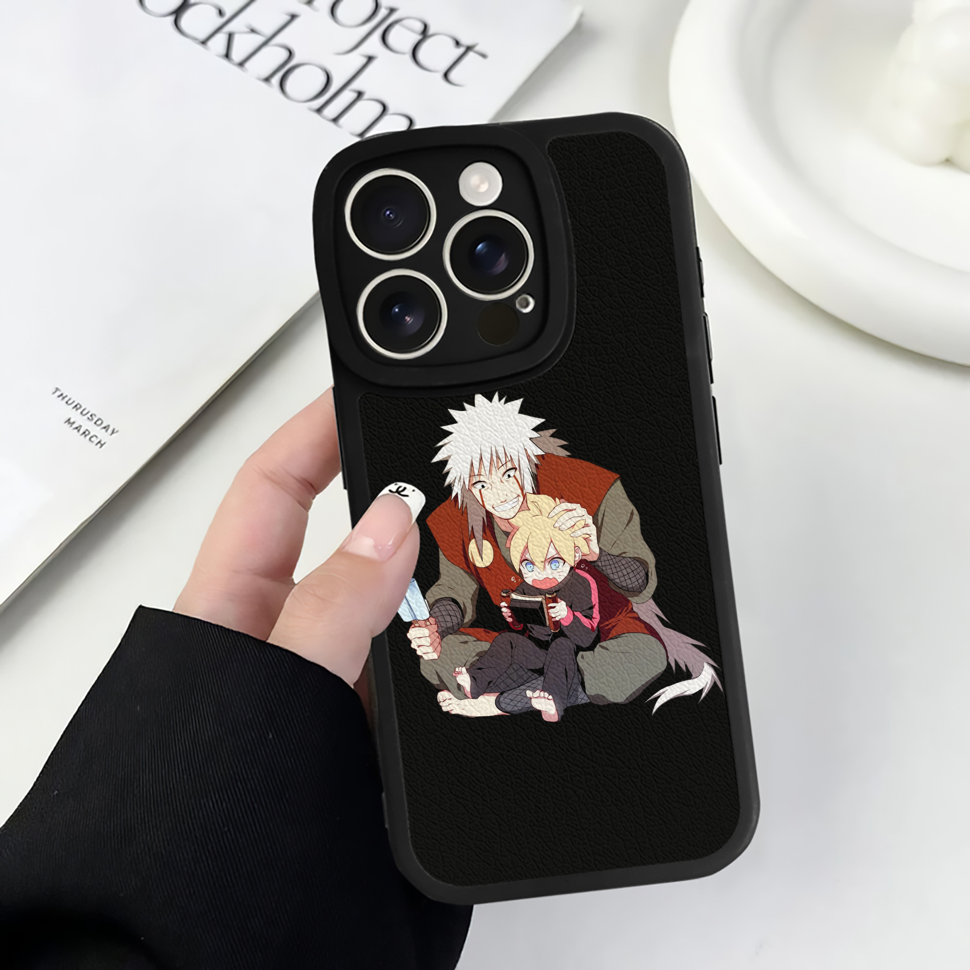 （画像用） NARUTO -ナルト- 自来也（じらいや） Jiraiya 【iPhone 16シリーズ対応】シリコンスマホケース（レザー調） 材質：シリコン